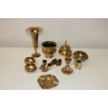 A selection of assorted vintage brass ware