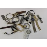 A job lot of assorted vintage watches