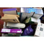 A job lot of assorted electronic items (sold as seen)