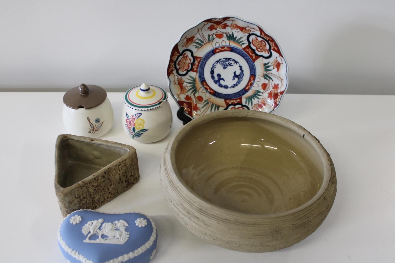 A selection of vintage ceramics, Poole, Wedgewood & Vitry ware etc
