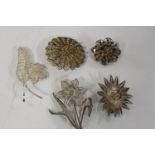 Five vintage silver filigree brooches