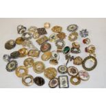 A selection of 49 assorted vintage scarf clips
