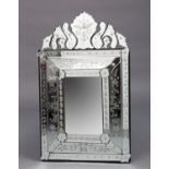 Venezianischer Spiegel. Ätzdekor. 20. Jh. 92 x 55 cm