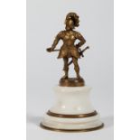 Ritter im Harnisch. Bronzefigur auf Alabastersockel. Anf. 20. Jh. Gesamthöhe 16,5 cm
