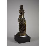 Venus von Milo. Bronze, auf schwarzem Steinsockel. 2. H. 19. Jh. H 24 cm