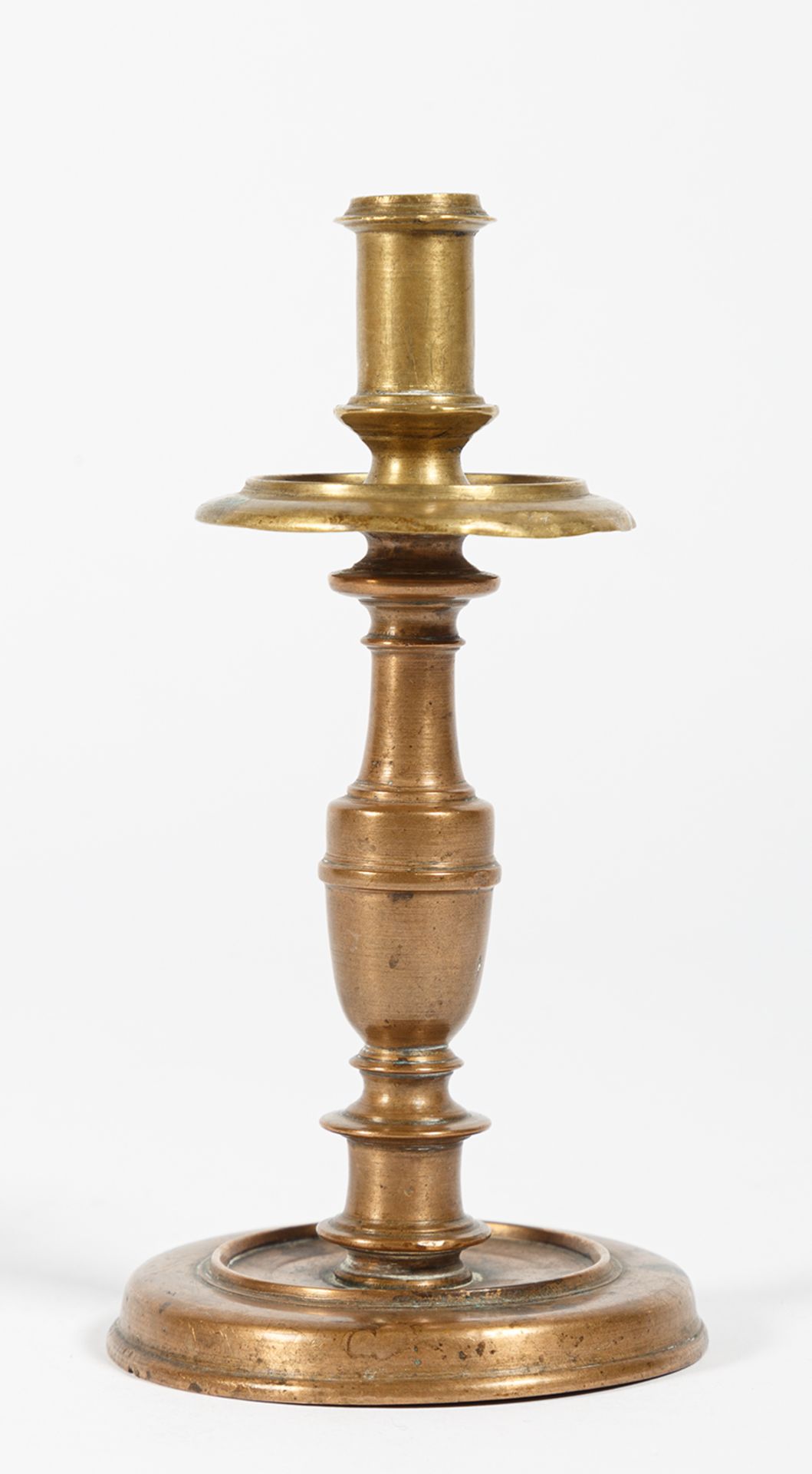 Kerzenleuchter. Bronze und Messing. 18./19. Jh. H 17 cm