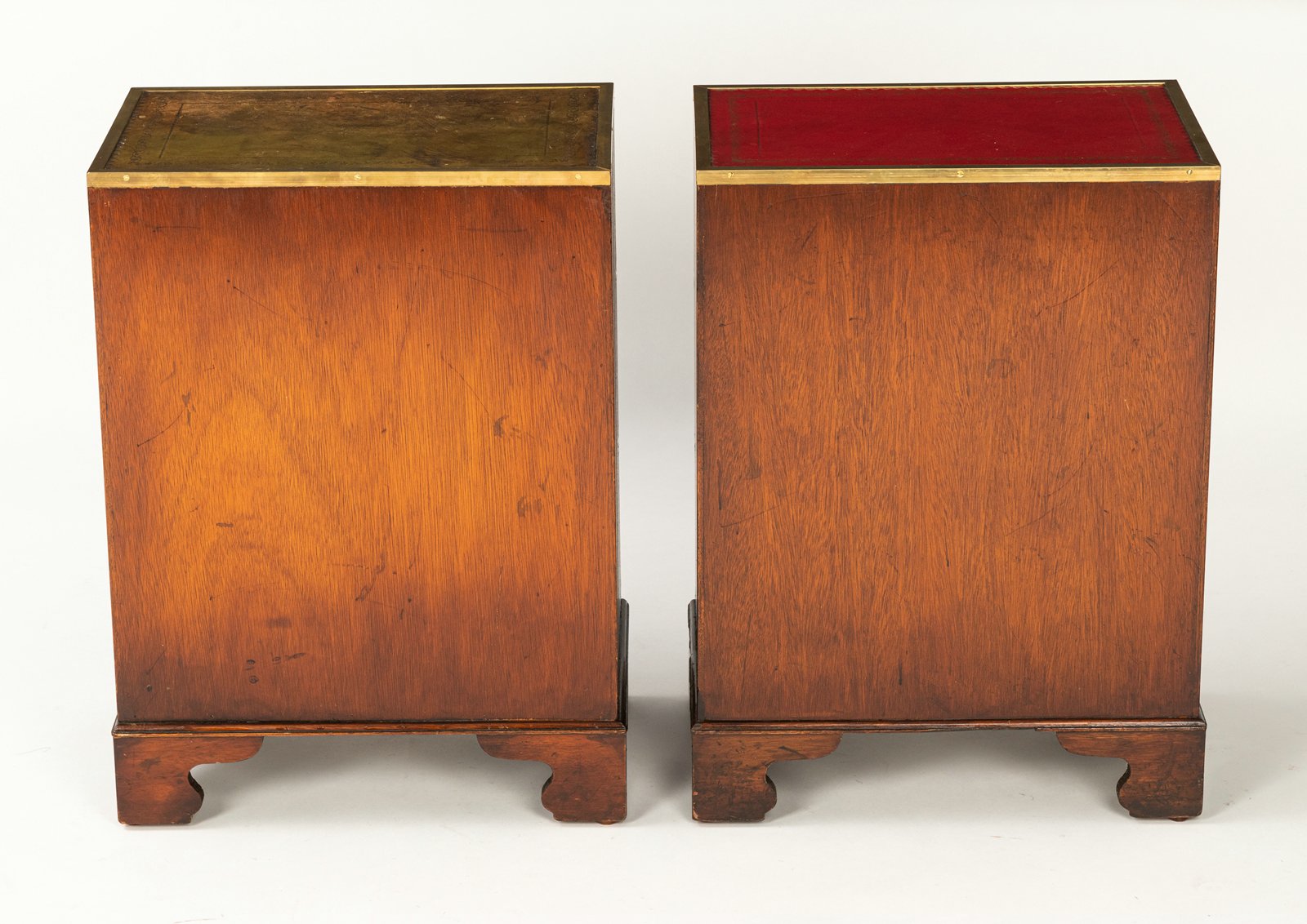 A PAIR OF BRASS MOUNTED MAHOGANY SIDE COMMODES - Image 5 of 6