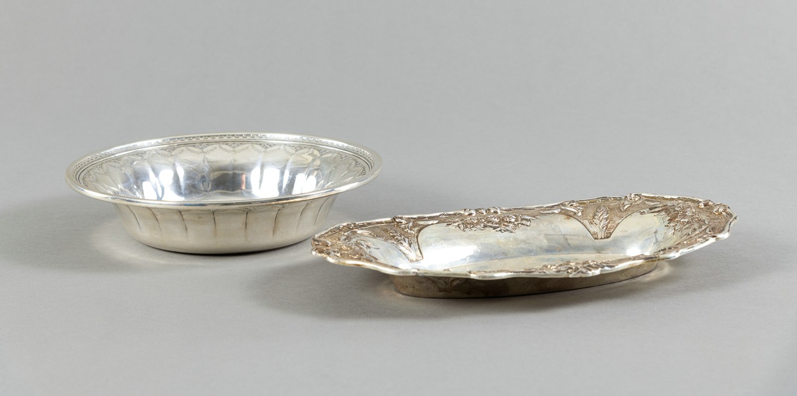 TWO FLORAL PATTERN SILVER BOWLS - Image 3 of 6