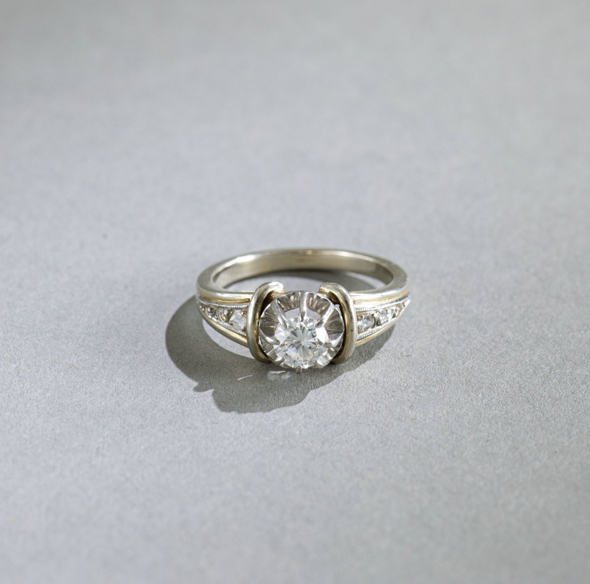 A DIAMOND RING - Image 6 of 7