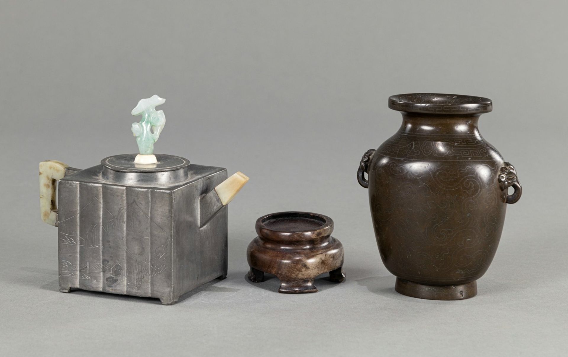 AN INSCRIBED ZISHA AND TIN TEAPOT AND COVER WITH IVORY AND JADEITE HANDLE AND A BRONZE VASE - Image 7 of 7