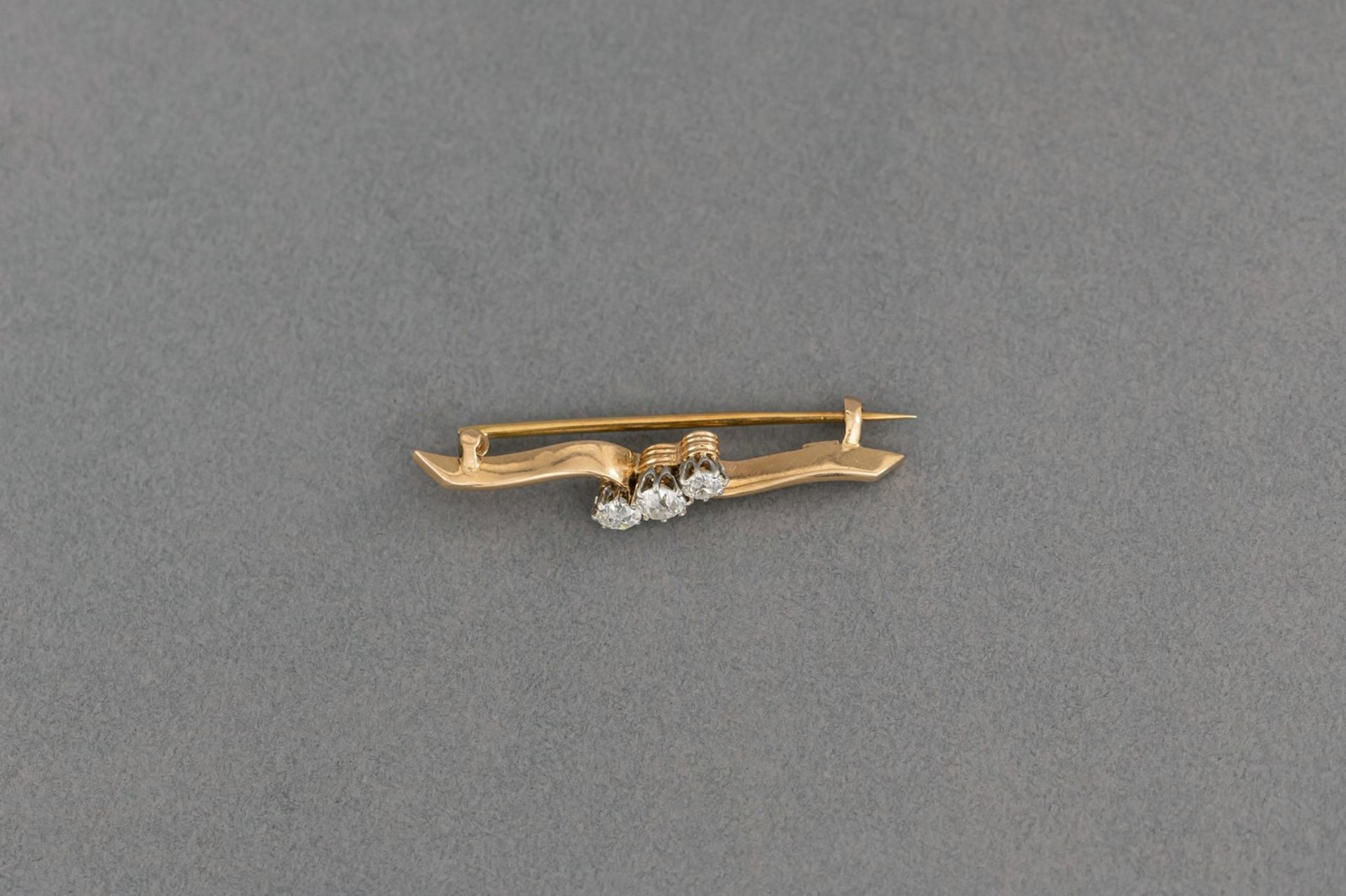 A DIAMOND BROOCH, EARLY 20TH CT. - Image 4 of 6