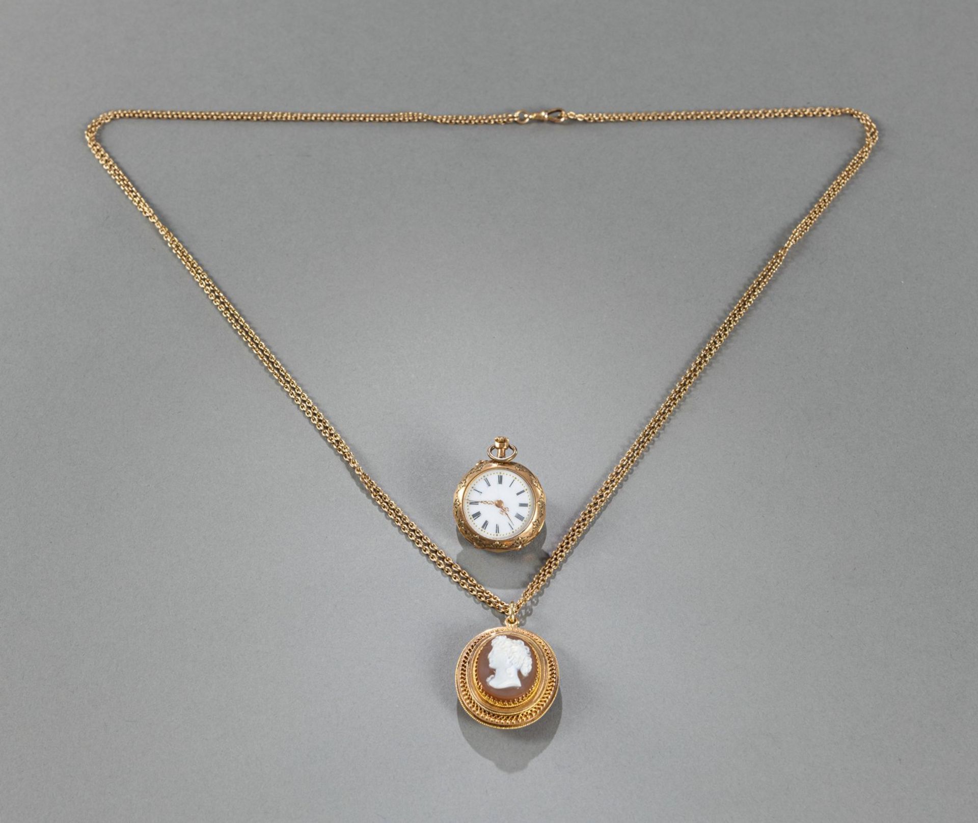 A CAMEO PENDANT WITH NECKLACE AND A LADY'S POCKET WATCH - Image 2 of 5