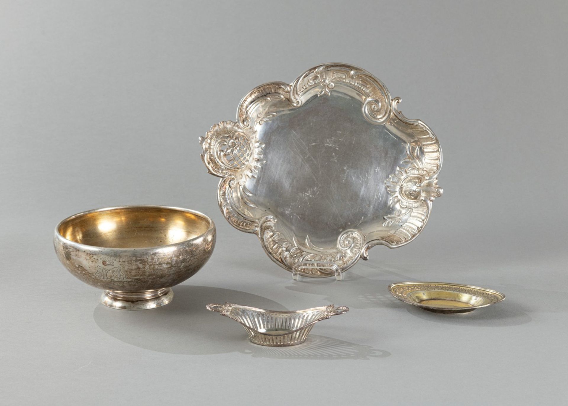 FOUR SILVER DISHES AND BOWLS - Image 2 of 7