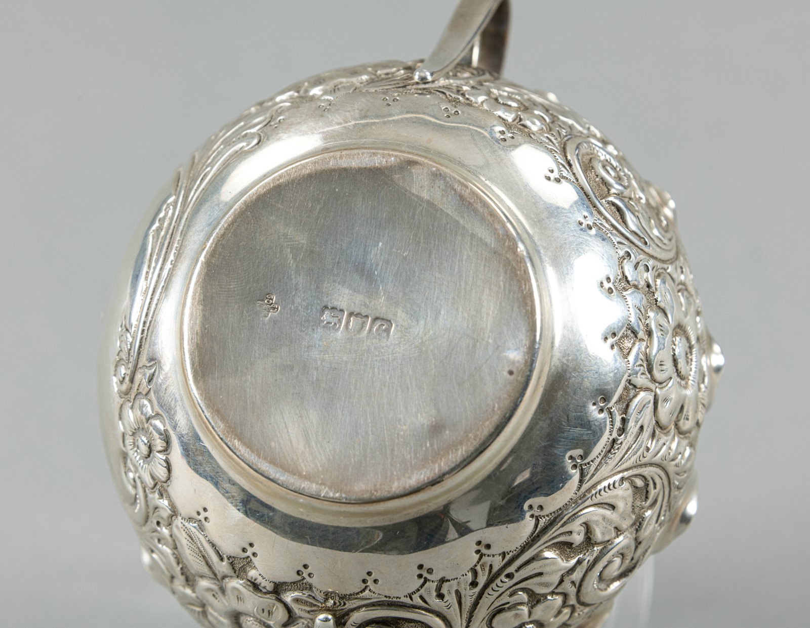 TWO ENGLISH SILVER BOWLS - Image 5 of 5