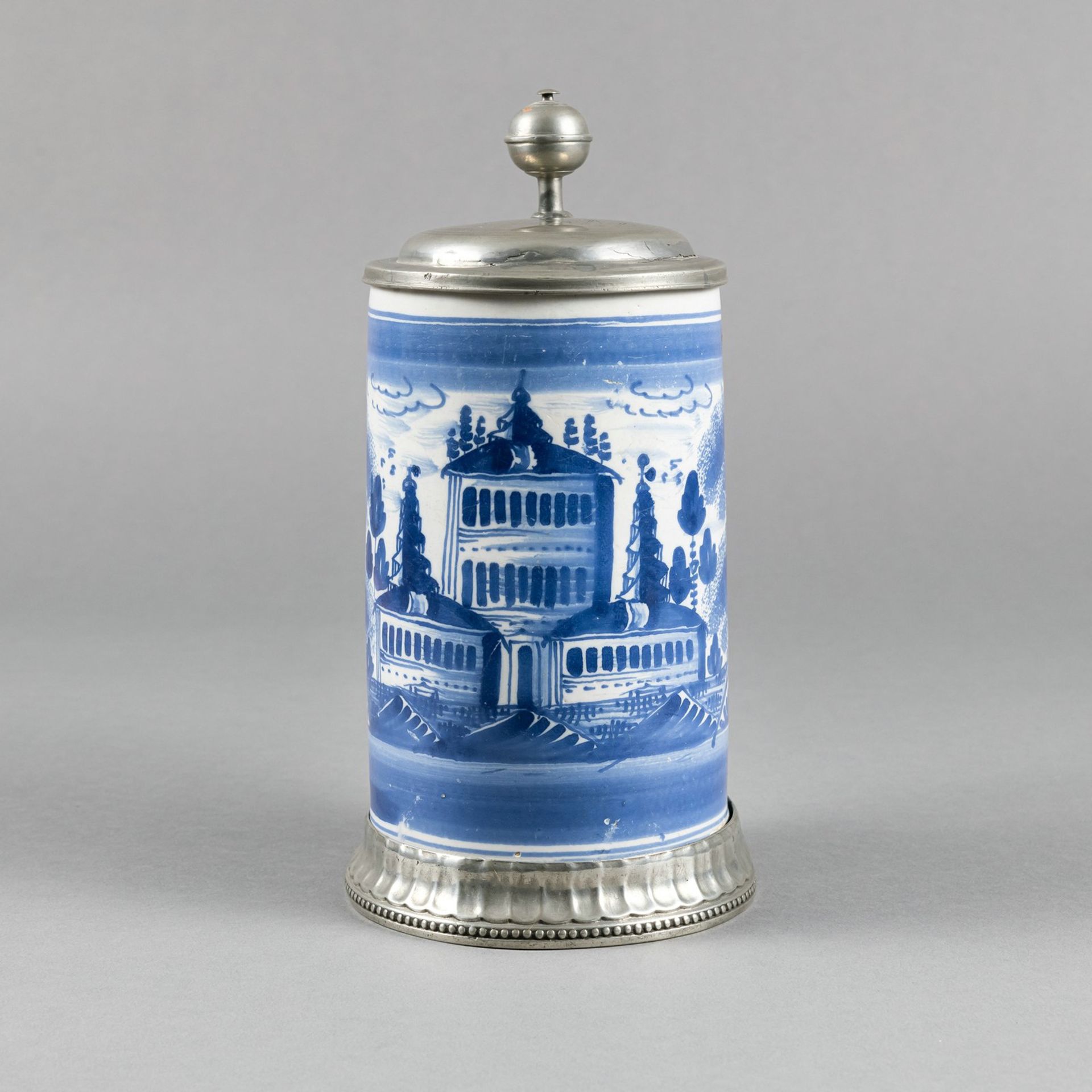 A BAYREUTH FAIENCE TANKARD