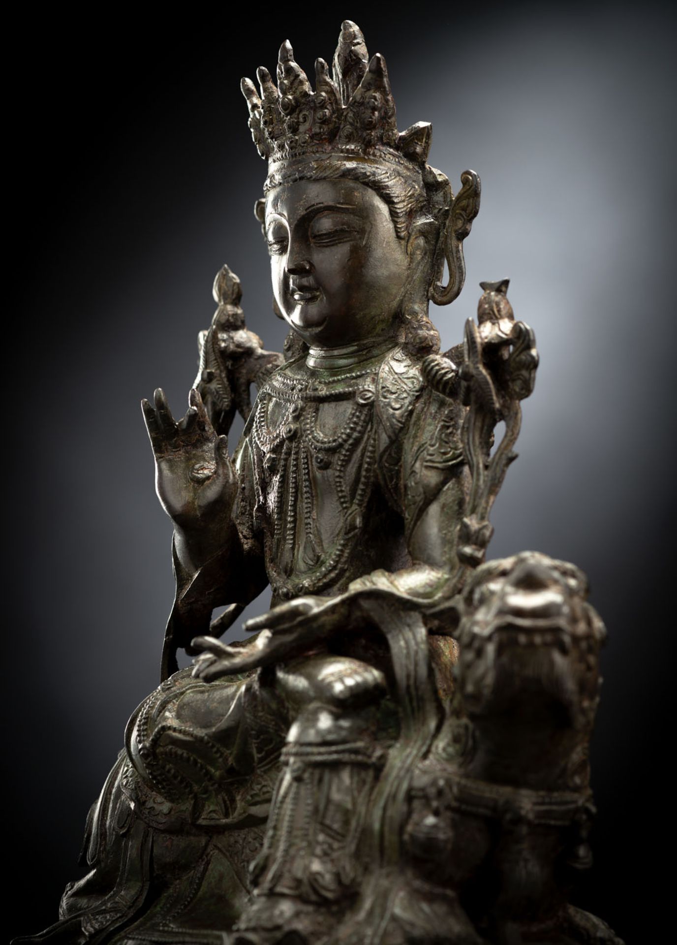 A BRONZE FIGURE OF PROBABLY MANJUSHRI - Image 3 of 4