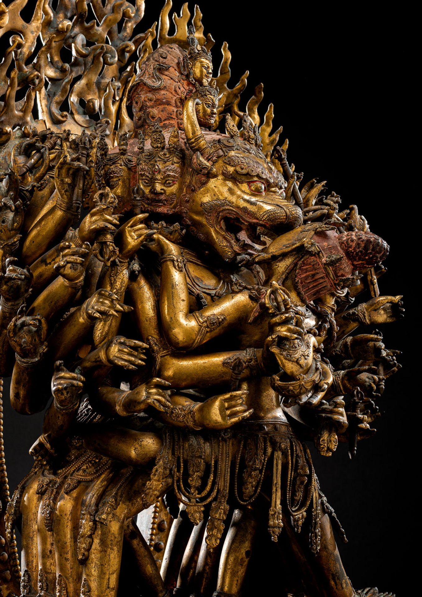 A HIGHLY IMPORTANT MONUMENTAL IMPERIAL GILT-BRONZE FIGURE OF VAJRABHAIRAVA - Image 3 of 8