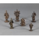 Gruppe von sechs Bronzefiguren, u. a. des Ganesha