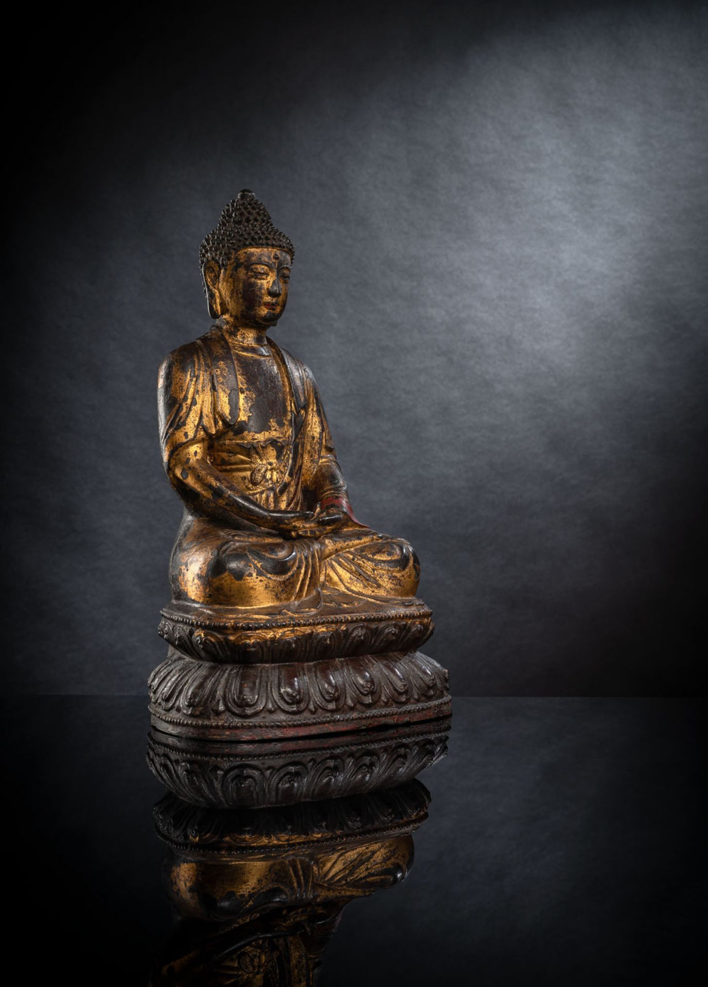 A LARGE PART-GILT BRONZE FIGURE OF SEATED BUDDHA SHAKYAMUNI - Image 2 of 2