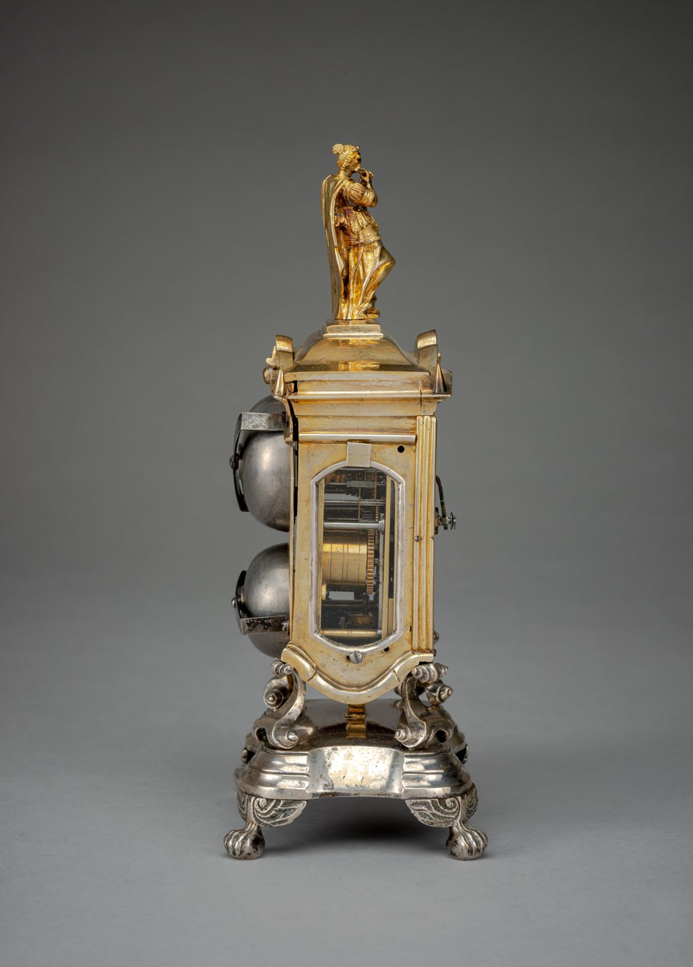 AN IMPORTANT GERMAN GILTBRASS AND SILVERED BAROQUE TABLE CLOCK - Image 3 of 6