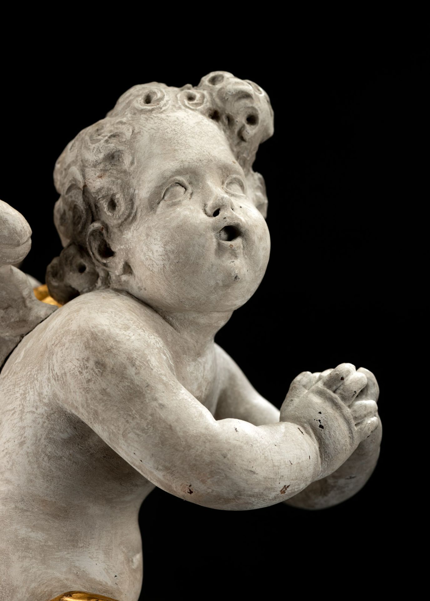 A NICE PAIR OF WINGED SINGING PUTTI - Image 7 of 10