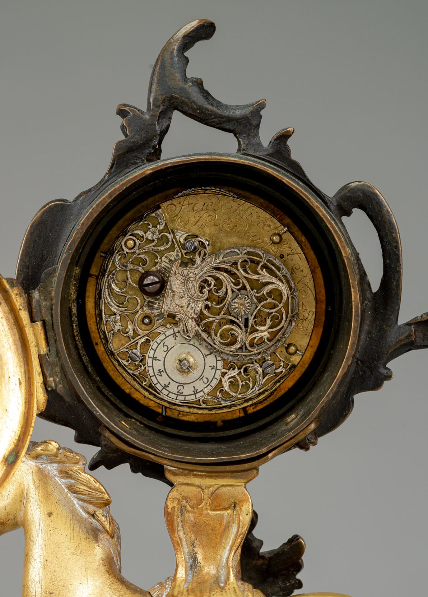 A GERMAN ROCOCO BRONZE TABLE TIMEPIECE WITH HORSE - Image 4 of 5