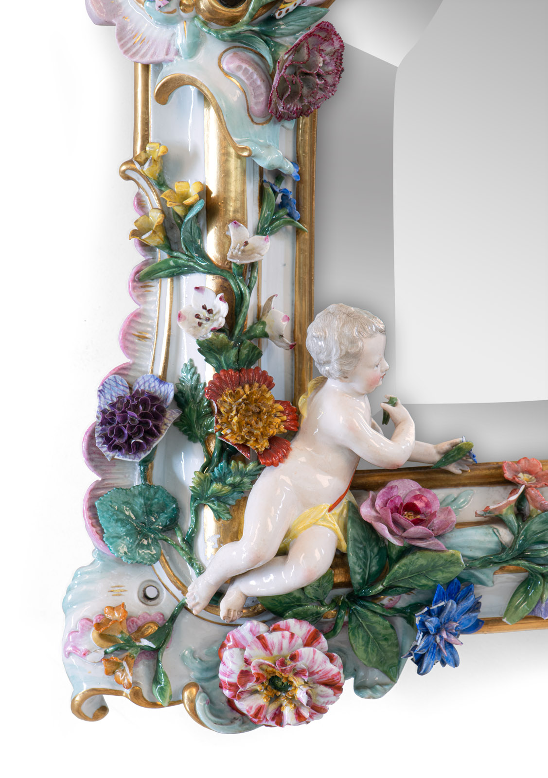 A LARGE ROCOCO STYLE MEISSEN PORCELAIN WALL MIRROR - Image 9 of 11