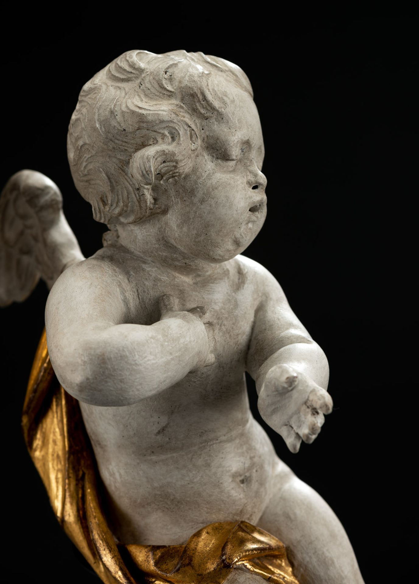 A NICE PAIR OF WINGED SINGING PUTTI - Image 9 of 10