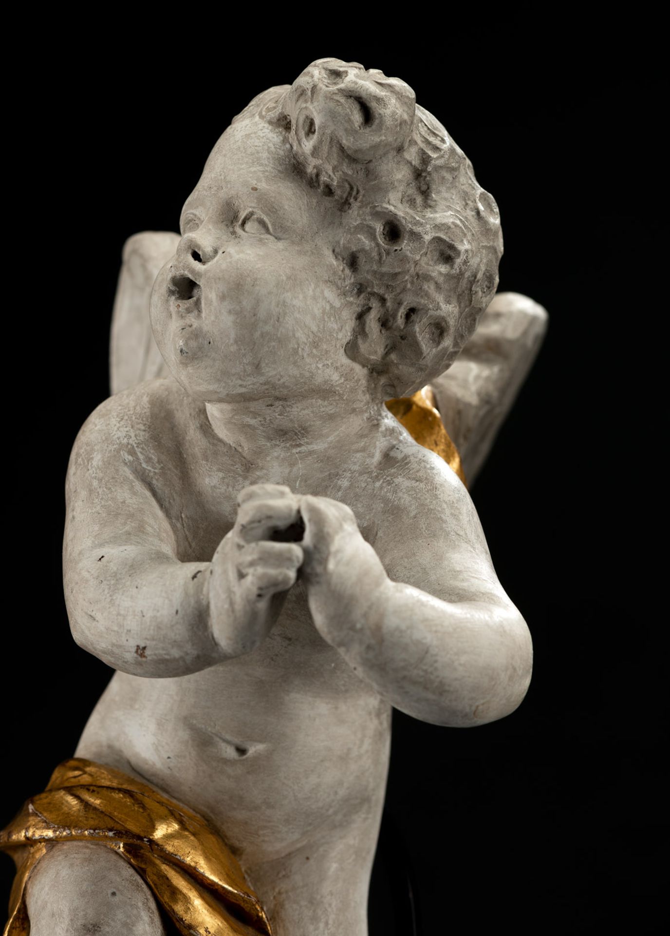 A NICE PAIR OF WINGED SINGING PUTTI - Image 8 of 10