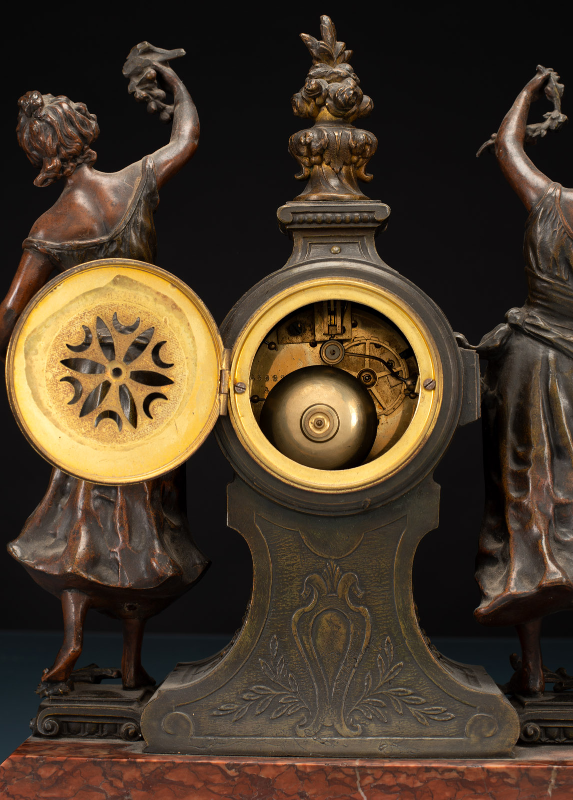 A FRENCH ART-NOUVEAU BRONZE AND MARBLE THREE-PIECE CLOCK GARNITURE - Image 3 of 3