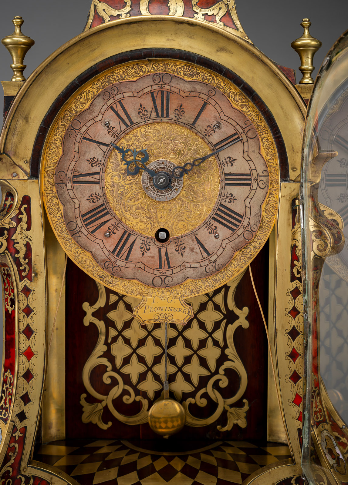 A RARE AND EXCEPTIONAL GERMAN BOULLE PATTERN "STUTZUHR" PENDULE - Image 5 of 5