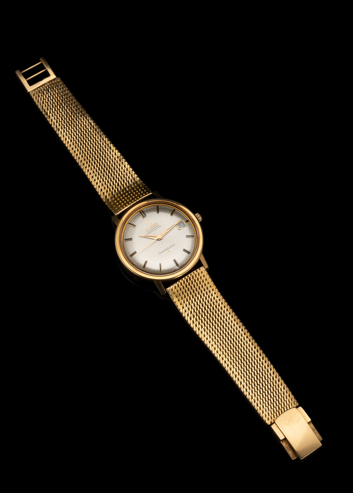 A FINE OMEGA GENTLEMAN'S GOLD WATCH - Image 2 of 3