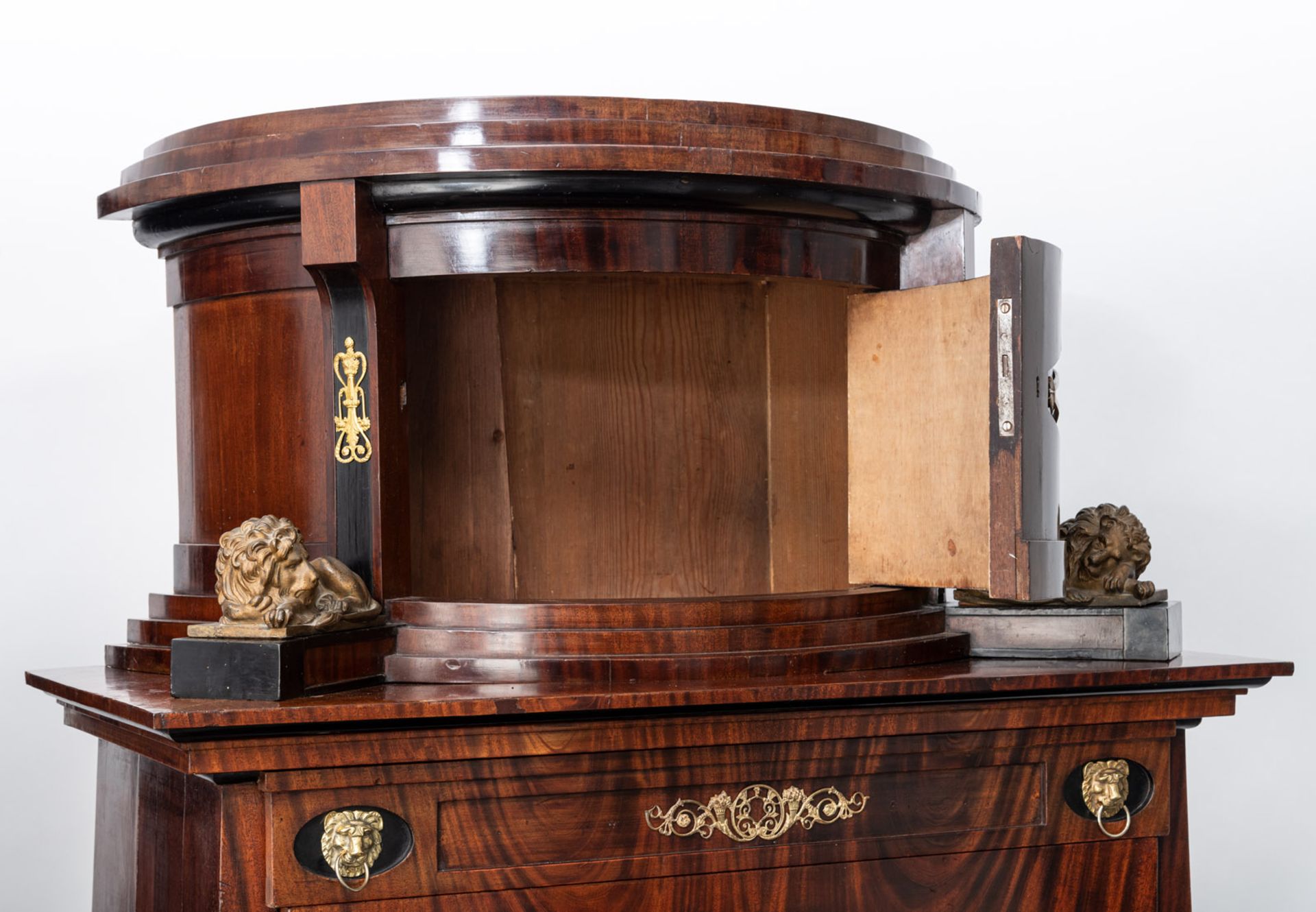 A SPLENDID GERMAN ORMOLU-MOUNTED MAHOGANY, KARELIAN BIRCH, LIMEWOOD AND EBONIZED SECRETAIRE A ABATT - Image 18 of 21