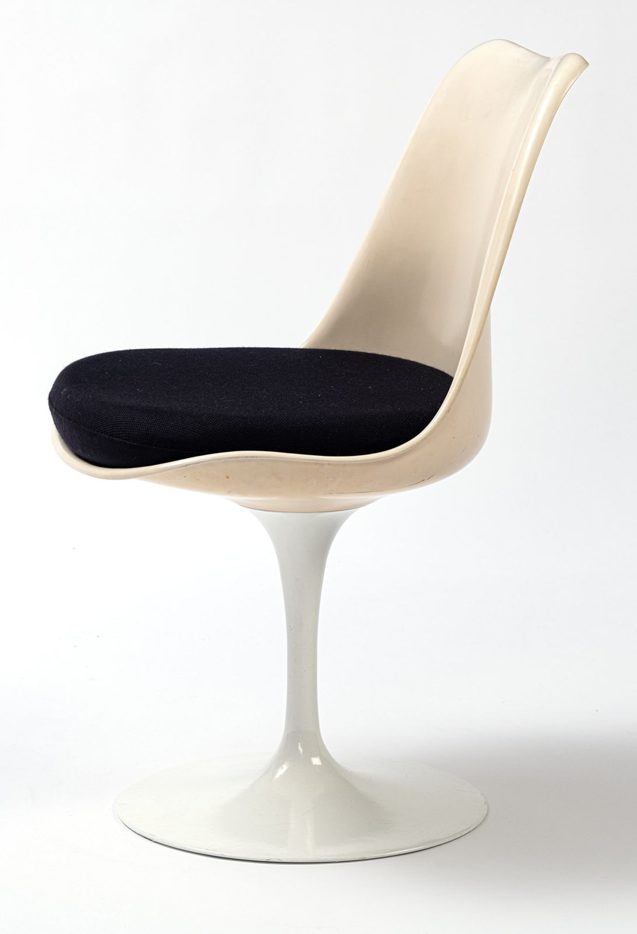 Saarinen, Eero - Image 9 of 13