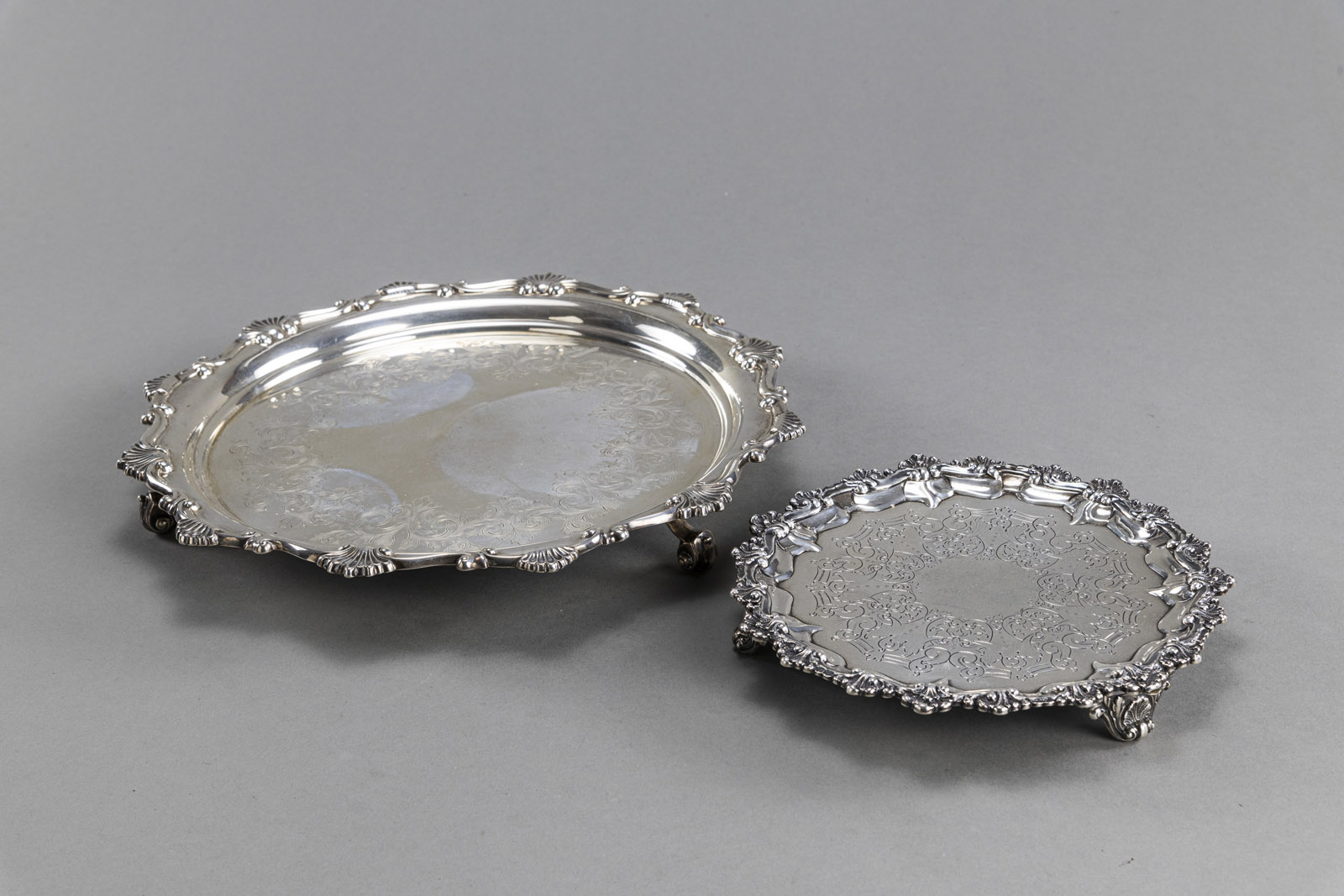 TWO FLORAL TOOLED FOOTED SILVER TRAYS - Image 2 of 5