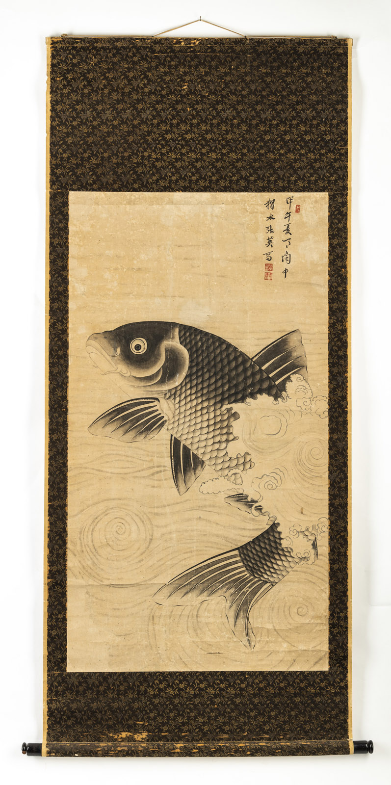 A PAINTING OF A CARP ABOVE WAVES - Image 2 of 4