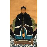 Bildrolle mit Ahnenportrait eines Herren mit Opiumpfeife