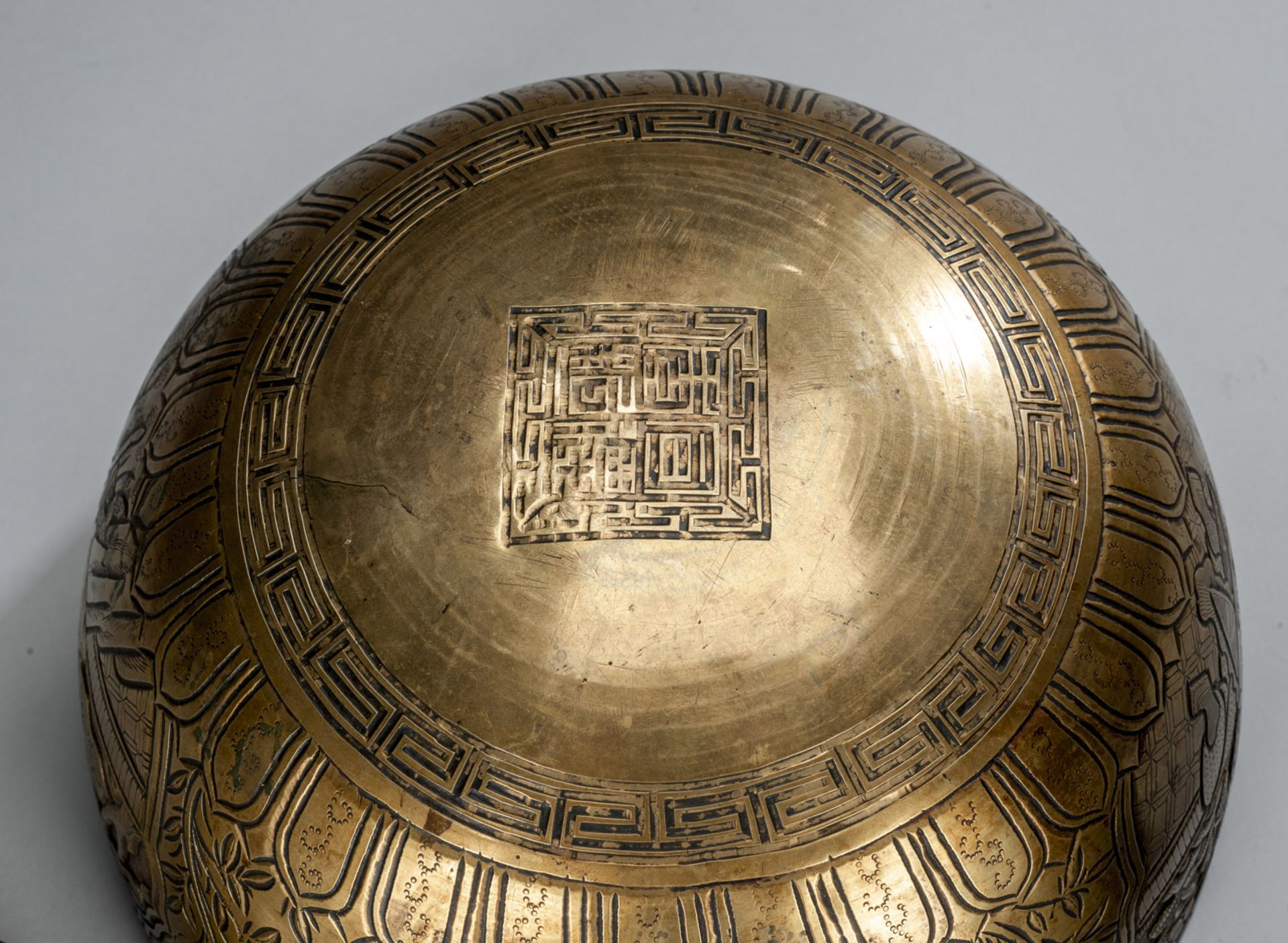 A BRONZE BOWL, A BRONZE INCENSE AND A BAMBOO BRUSH POT WITH A LAKE LANDSCAPE IN RELIEF - Image 5 of 6