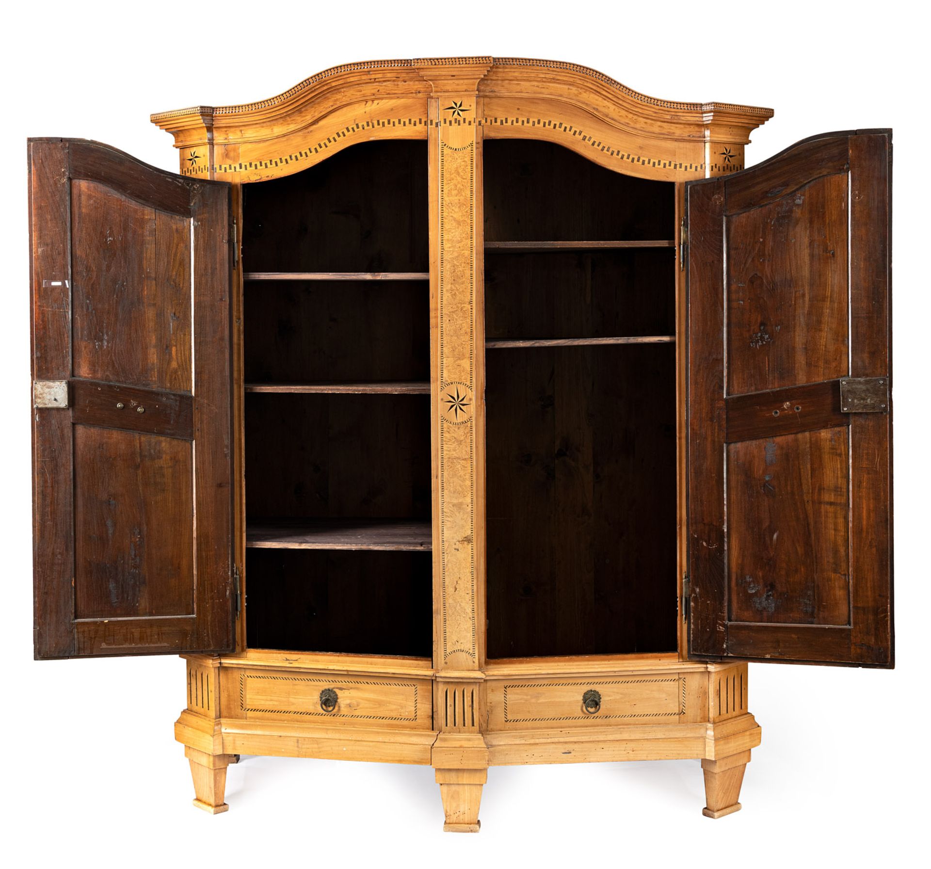 A CHERRYWOOD MAPLE MOOR OAK AND OTHERS "BODENSEE" CUPBOARD - Image 7 of 7