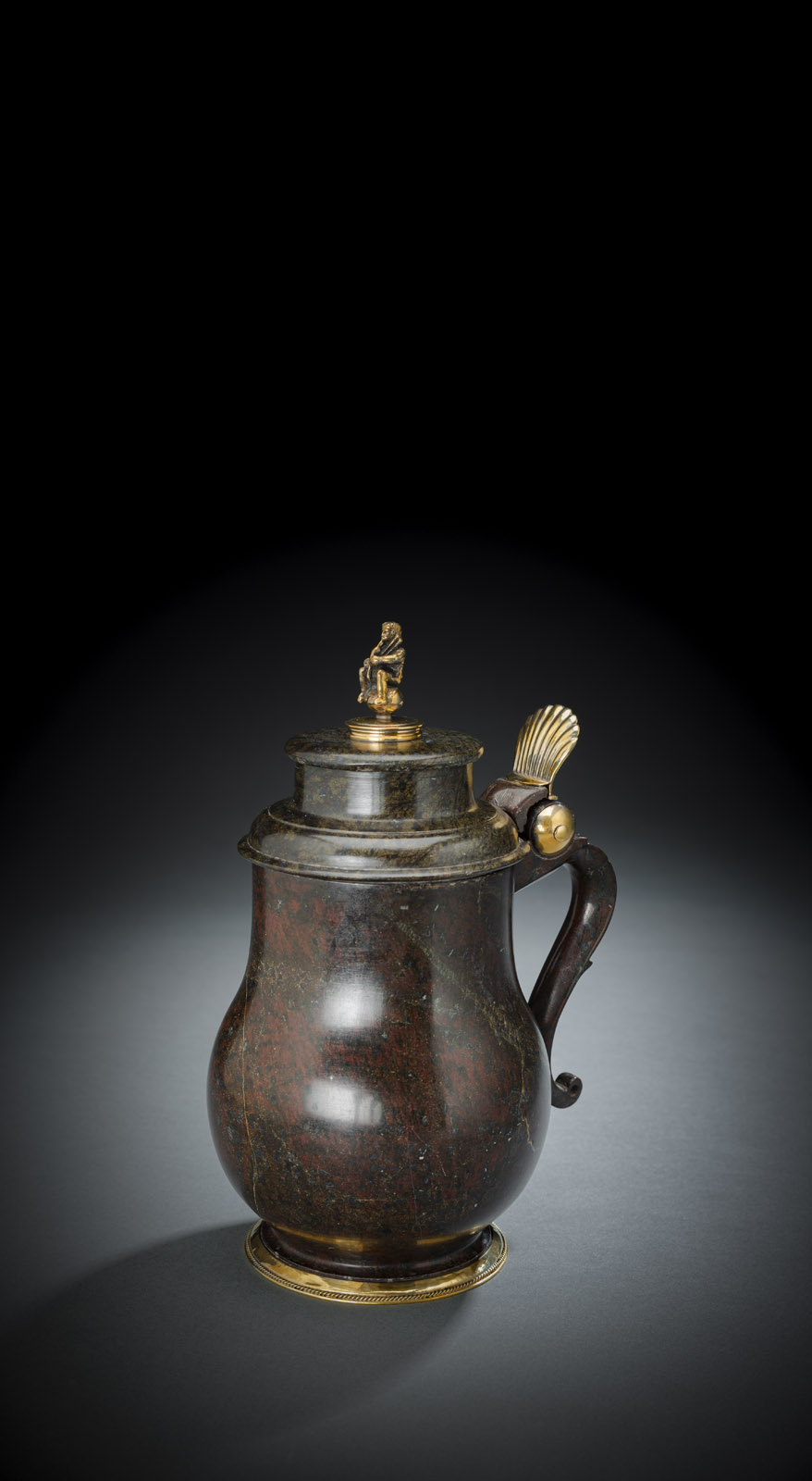 A SERPENTINE PEAR SHAPED VERMEIL MOUNTED JAR - Image 2 of 3