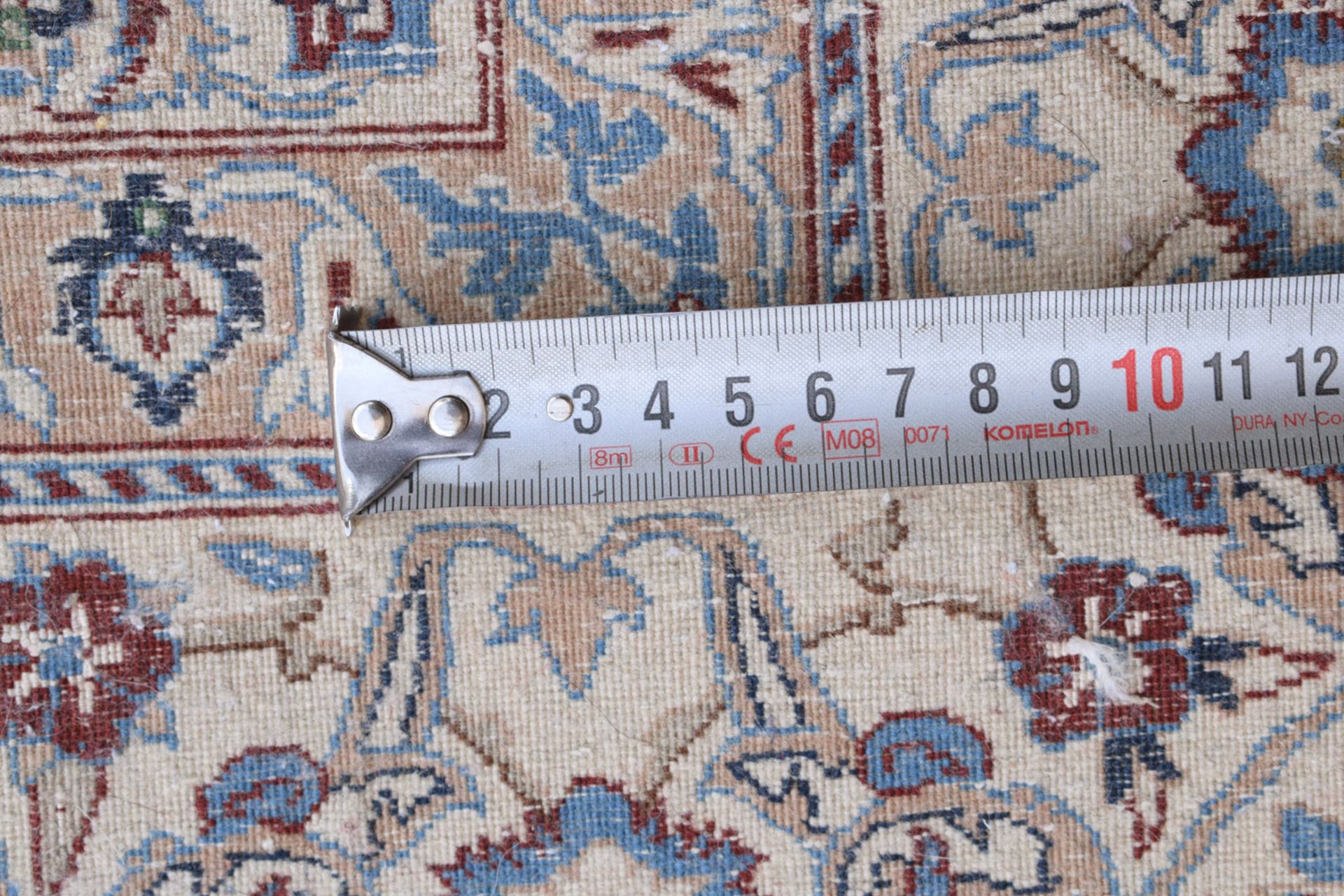 A LARGE NAIN CARPET - Image 7 of 7