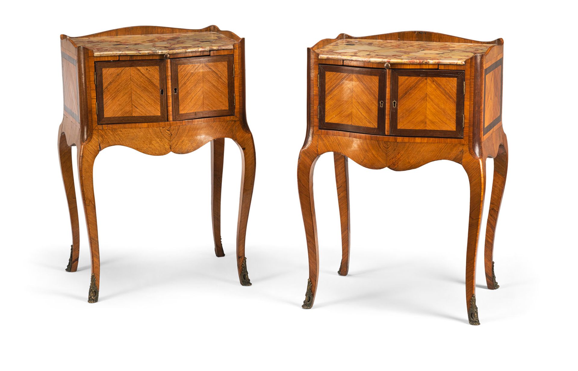 A PAIR OF FRENCH LOUIS-XV-STYLE ORMOLU MOUNTED TULIPWOOD AND AMARANTH OCCATIONAL TABLES