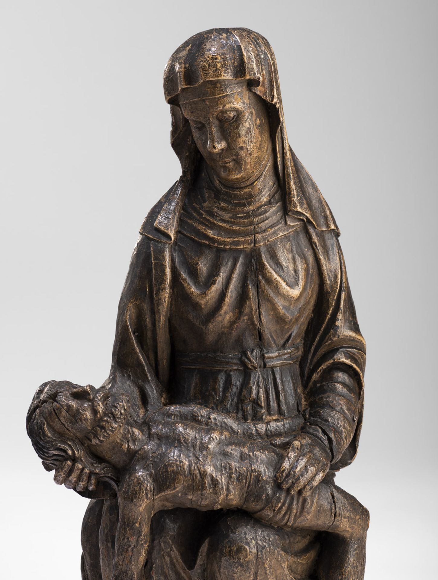 A LATE MEDIEVAL PIETA - Image 3 of 7