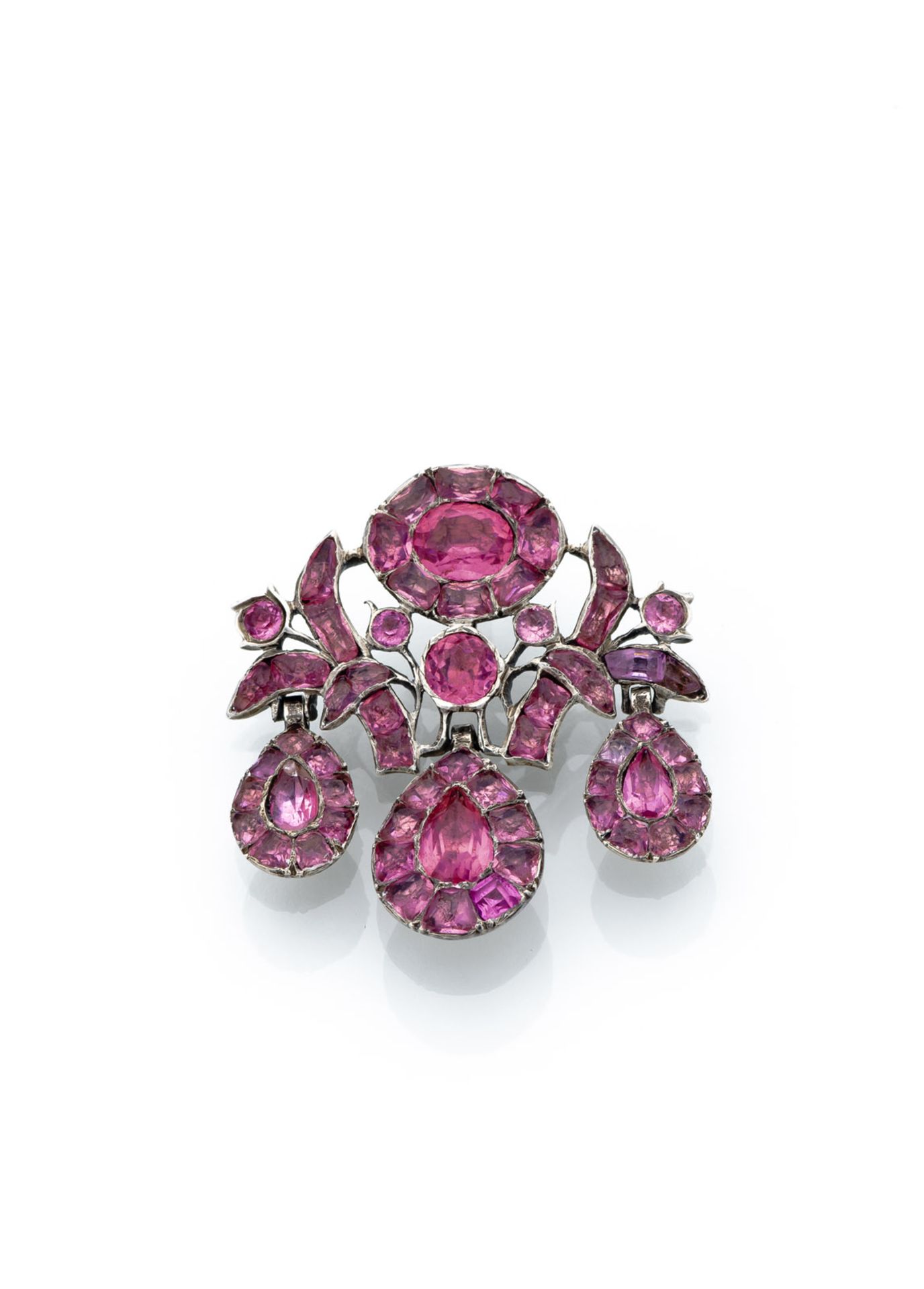 PENDANT WITH PINK TOPAZES