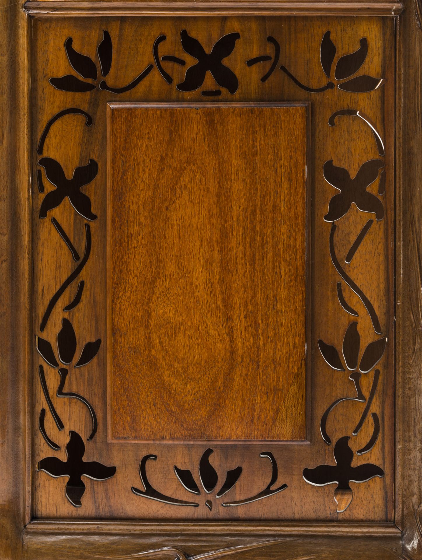 A RARE ART NOUVEAU WALNUT, OAKWOOD, PLATANE, MAKASSAR, MAPLE AND KINGWOOD BOOK CABINET - Image 10 of 11