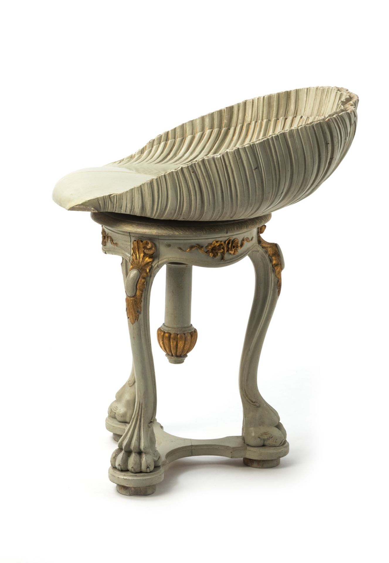 A BAROQUE STYLE PIANO STOOL WITH SHELL SHAPED SEAT - Image 4 of 4