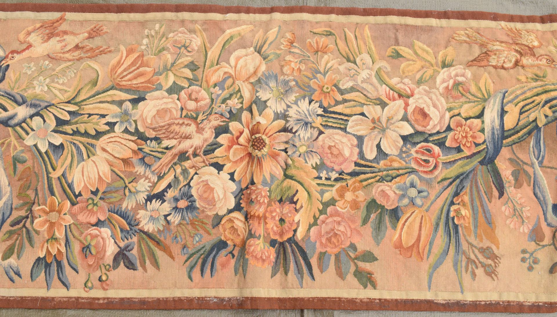 A TAPESTRY BORDER FRAGMENT USED AS A DOOR FRAME DECORATION - Image 6 of 10