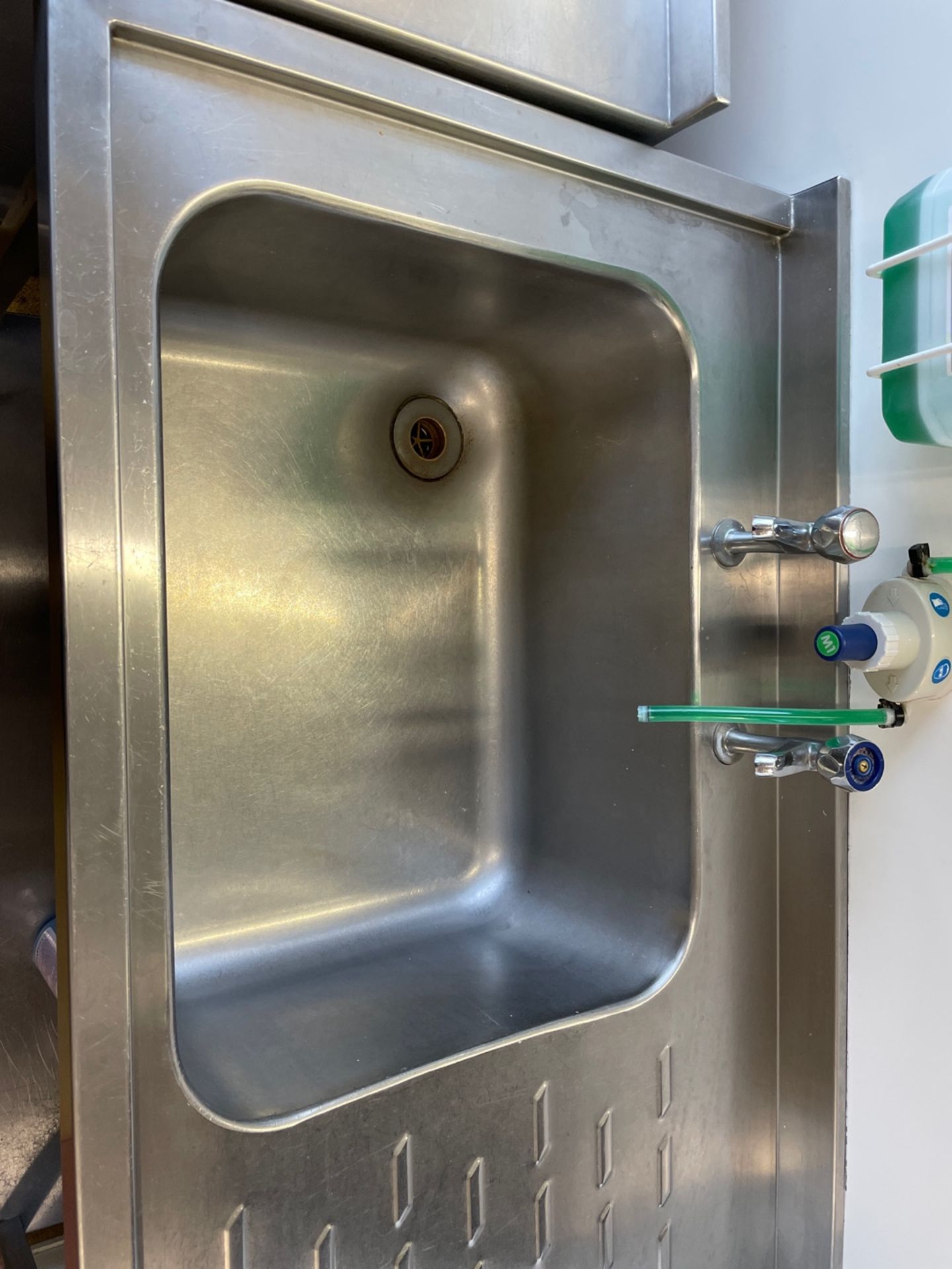 Stainless Steel Kitchen Sink Unit - Image 2 of 2