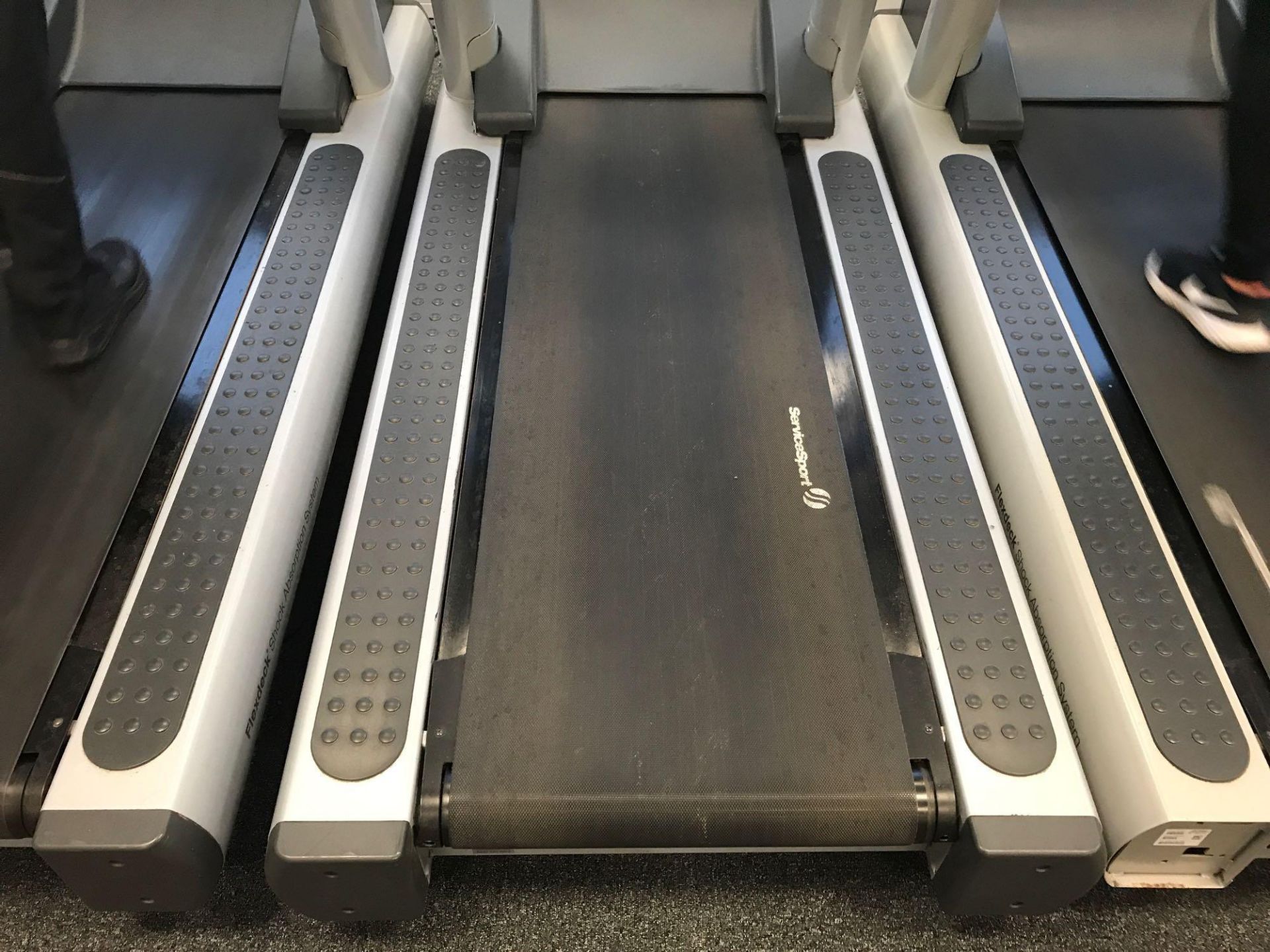 Life fitness Flex deck treadmill x 1 - Image 3 of 4