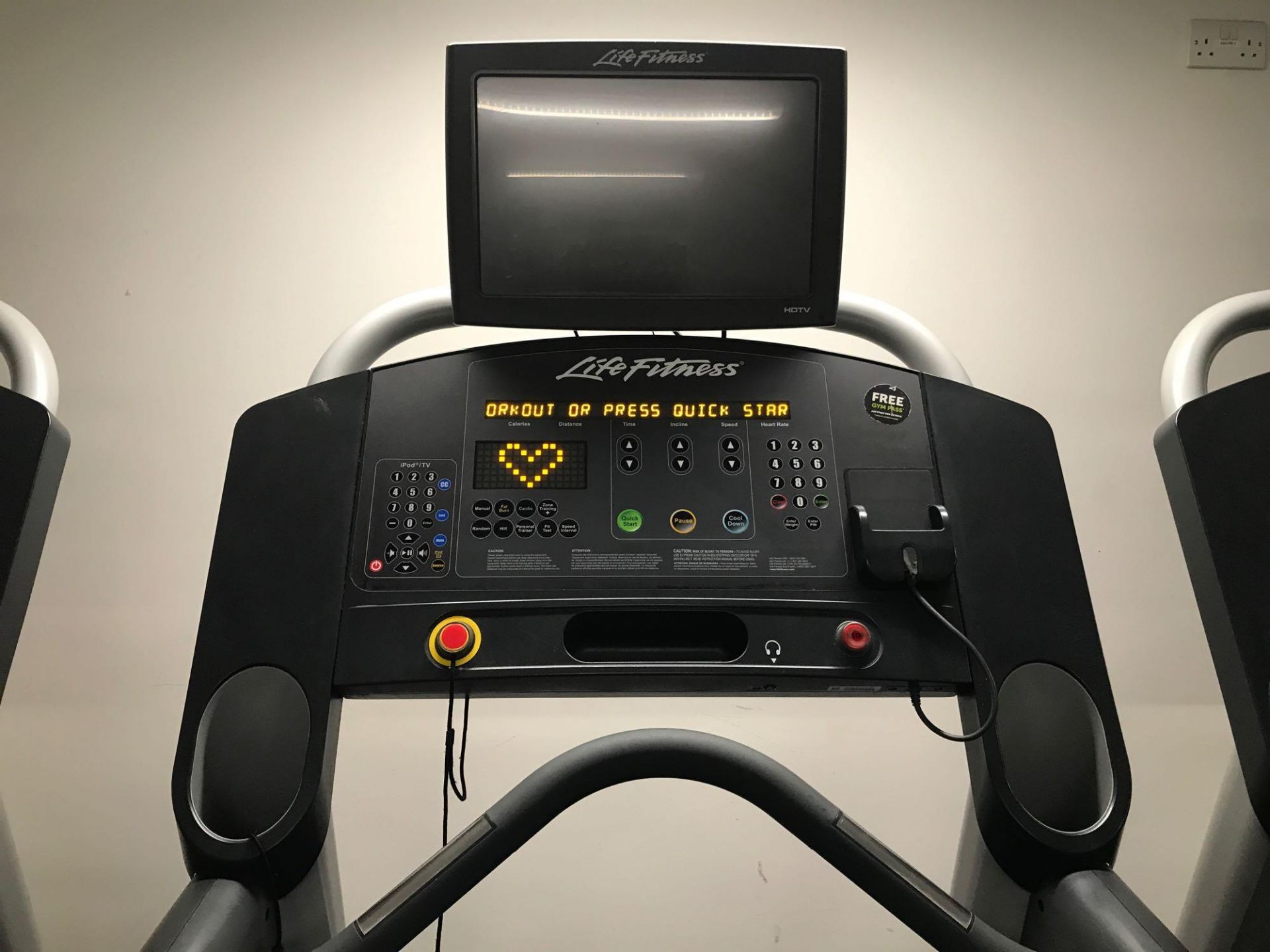Life fitness treadmill x 1 - Image 2 of 3